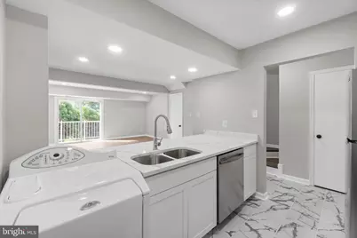 14419 Saint Germain Drive, Centreville, VA 20121 - Photo 7