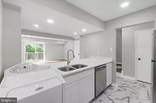 14419 St Germain Dr, Centreville, VA 20121 - Photo 7