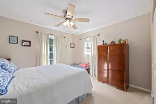 10221 Eagle Landing Ct, Burke, VA 22015 - Photo 21