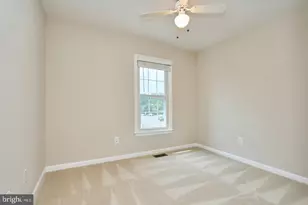 1453 Bluemont Ct, Herndon, VA 20170 - Photo 25