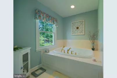 9552 Grande Oaks Court, Vienna, VA 22181 - Photo 25