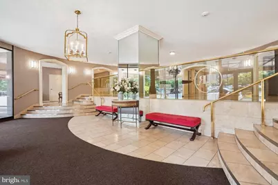 8350 Greensboro Drive #601, McLean, VA 22102 - Photo 5