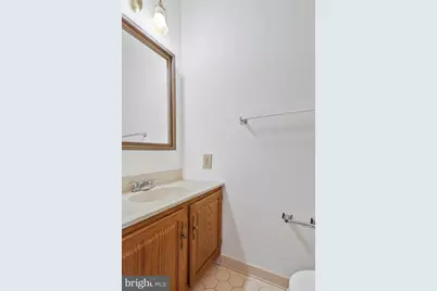 5952 Wescott Hills Way, Alexandria, VA 22315 - Photo 23