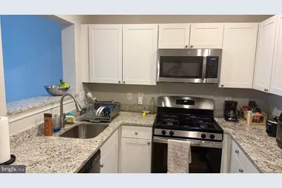 1641 International Drive #TH-24, McLean, VA 22102 - Photo 7