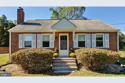 650 Walker Road, Great Falls, VA 22066 - Photo 3