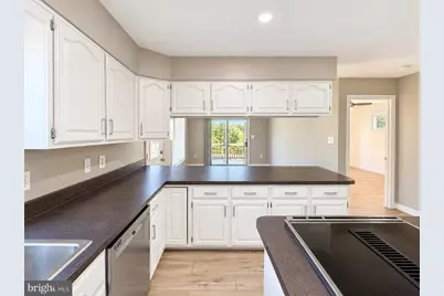 3907 Prosperity Avenue, Fairfax, VA 22031 - Photo 7