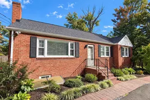 3907 Prosperity Ave, Fairfax, VA 22031 - Photo 1