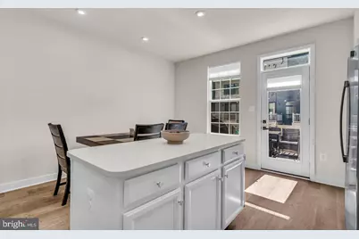 13937 Airfoil Road, Herndon, VA 20171 - Photo 15