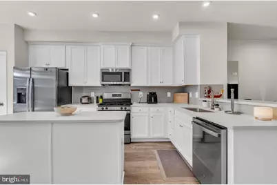 13937 Airfoil Road, Herndon, VA 20171 - Photo 17