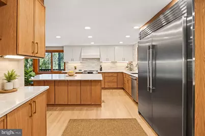 849 Merriewood Lane, McLean, VA 22102 - Photo 3