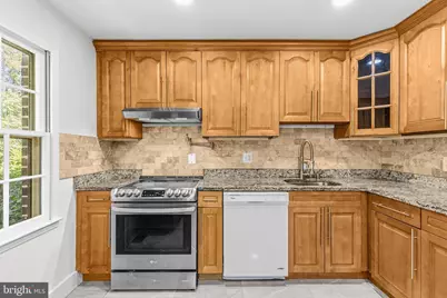 7468 Adams Park Court, Annandale, VA 22003 - Photo 11