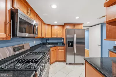 1413 Northgate Square #11C, Reston, VA 20190 - Photo 5