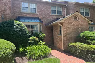 7328 Aynsley Ln, McLean, VA 22102 - Photo 1