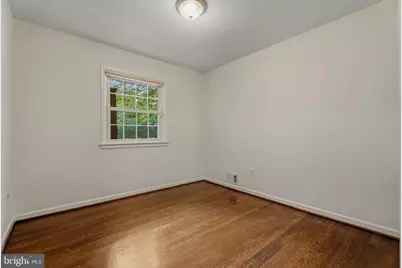 511 Walker Street SW, Vienna, VA 22180 - Photo 19
