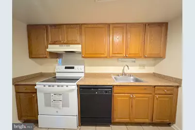 4659 Logsdon Drive, Annandale, VA 22003 - Photo 7