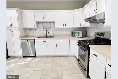 4714 Caronia Way, Fairfax, VA 22030 - Photo 17