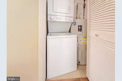 3179 Summit Square Drive #2-C3, Oakton, VA 22124 - Photo 27