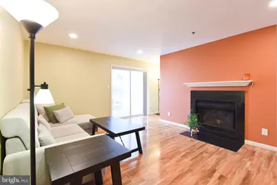 3179 Summit Square Drive #2-C3, Oakton, VA 22124 - Photo 3