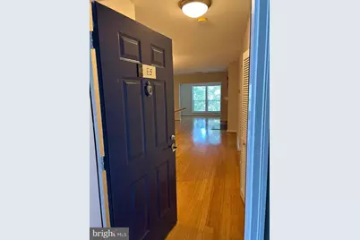 3175 Summit Square Drive #5-E5, Oakton, VA 22124 - Photo 3