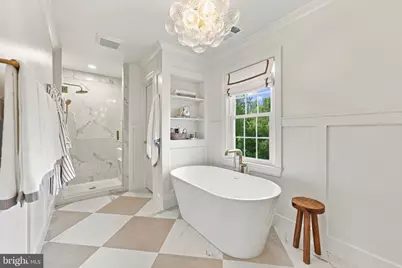 8300 Weller Avenue, McLean, VA 22102 - Photo 35