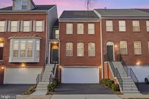13118 Forest Mist Ln, Fairfax, VA 22033 - Photo 1