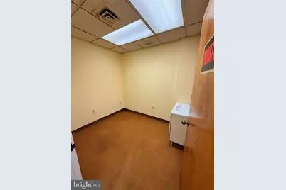 8303 Arlington Boulevard #101, Fairfax, VA 22031 - Photo 19