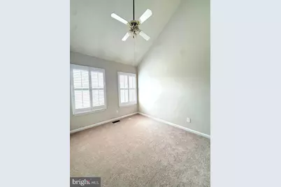 2525 James Madison Circle, Herndon, VA 20171 - Photo 23
