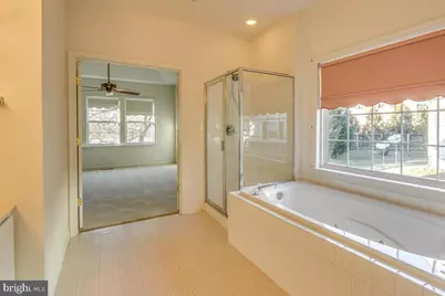 2482 Leyland Ridge Road, Herndon, VA 20171 - Photo 15