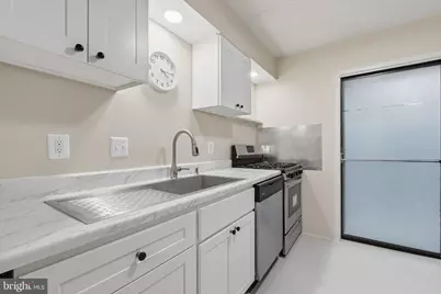 1528 Moorings Drive #1B, Reston, VA 20190 - Photo 7