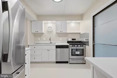 1528 Moorings Drive #1B, Reston, VA 20190 - Photo 5