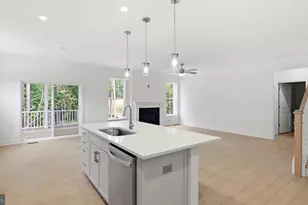 3911 Jett Ct, Gum Spring, VA 23065 - Photo 11