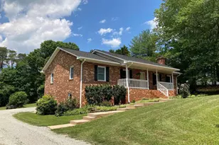 2412 Fairground Rd, Maidens, VA 23102 - Photo 1