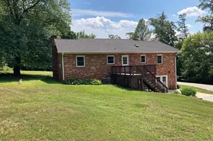 2412 Fairground Rd, Maidens, VA 23102 - Photo 7