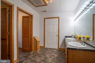 6070 Fredericksburg Rd, Barboursville, VA 22923 - Photo 19