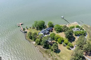 6454 Carmines Island Ln, Hayes, VA 23072 - Photo 131