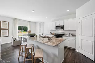 7785 Patriots Wy E, Gloucester, VA 23061 - Photo 3