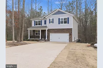 7785 Patriots Way E, Gloucester, VA 23061 - Photo 1