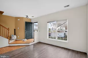 451 Hollybrook Ridge Ln, Richmond, VA 23223 - Photo 7