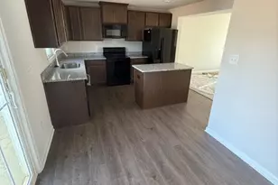 3823 Hickory Cove Ln, Richmond, VA 23222 - Photo 5