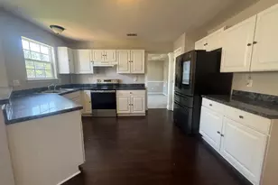 3400 Frederick Dr, Toano, VA 23168 - Photo 11