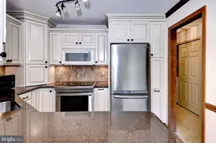 208 Woodmere Dr, Williamsburg, VA 23185 - Photo 15