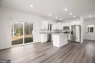 8399 Independence Cir, King George, VA 22485 - Photo 9