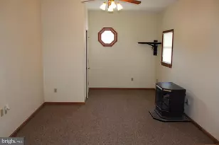 6031 Rosedale Dr, King George, VA 22485 - Photo 15