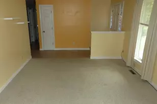 10451 Edgehill Ln, King George, VA 22485 - Photo 5