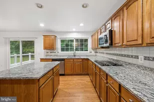 1262 Winfield Ct, King George, VA 22485 - Photo 9