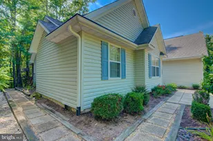 8256 Reagan Dr, King George, VA 22485 - Photo 5
