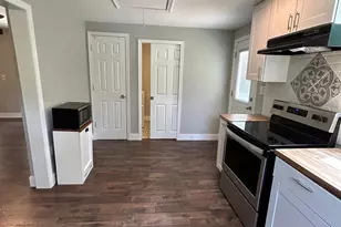 1346 N Lakeshore Dr, Louisa, VA 23093 - Photo 13