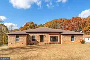 557 Copper Line Rd, Bumpass, VA 23024 - Photo 1