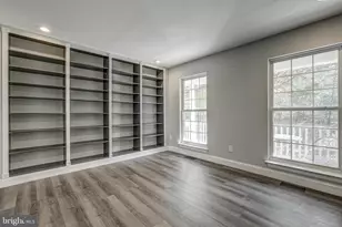 406 St Ivy Ave, Troy, VA 22974 - Photo 9