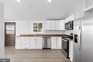 1262 S Lakeshore Dr, Louisa, VA 23093 - Photo 11